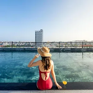 Tan Phuong Nam & Hotel Da Nang